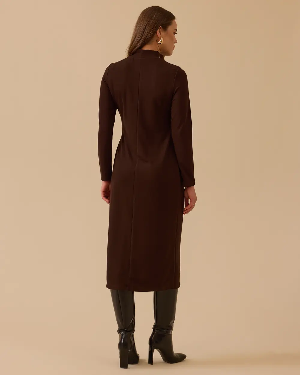 Dik Yaka Bağlama Detaylı Midi Elbise