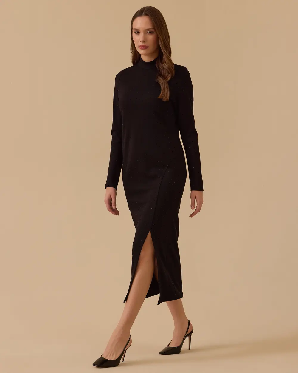 Taşlı Yırtmaç Detaylı Elbise