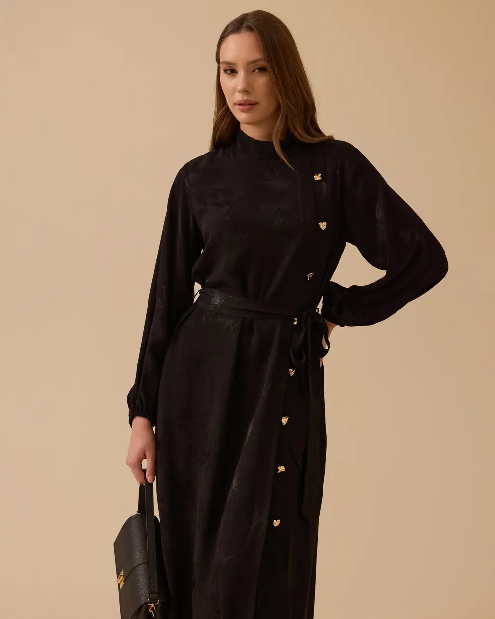 Desenli Pile Detaylı Kuşaklı Elbise