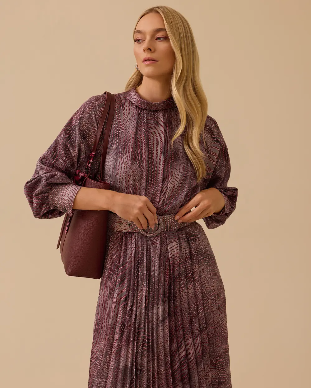 Kemerli Desenli Pliseli Elbise