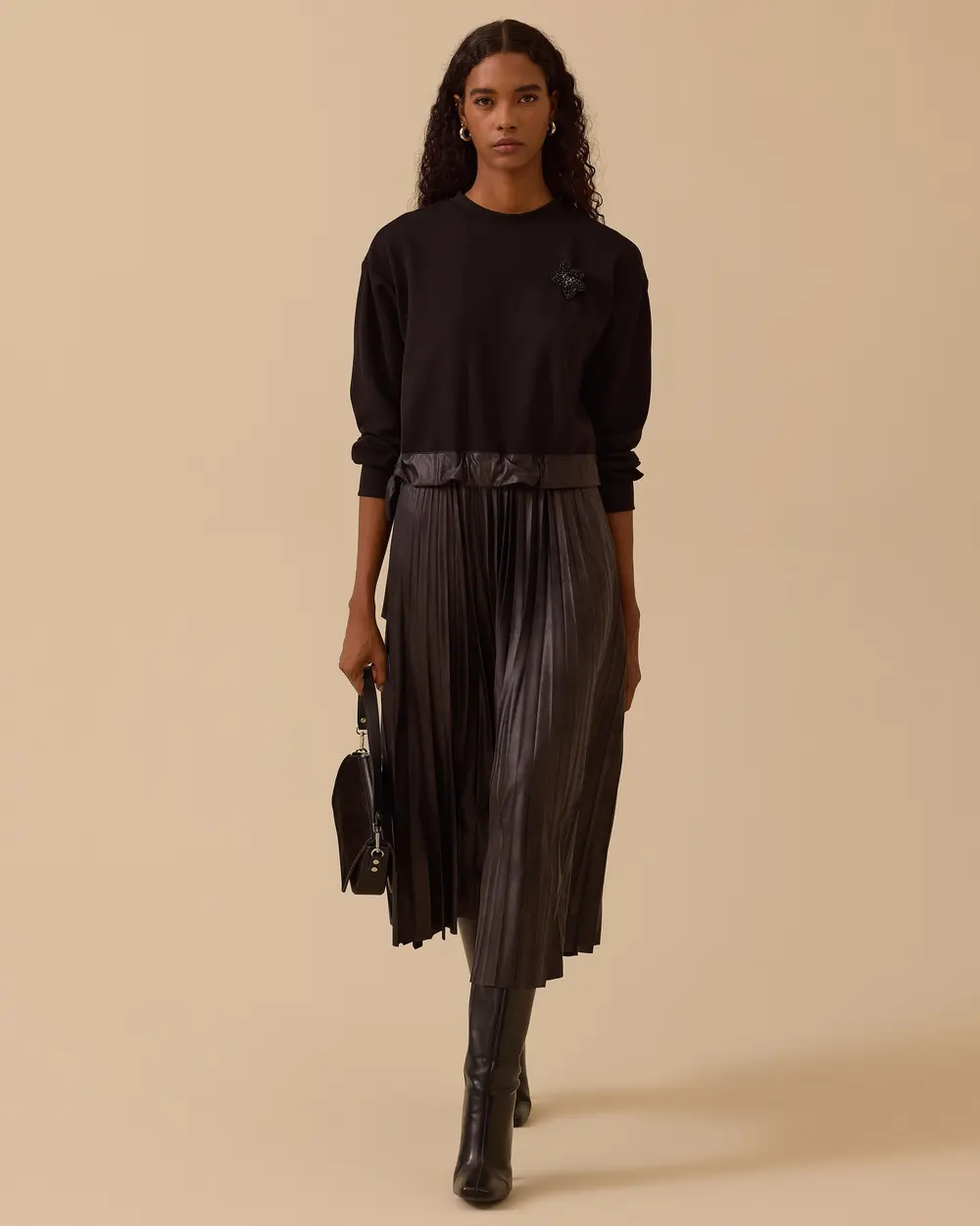 Taş Detaylı Suni Deri Pliseli Midi Elbise