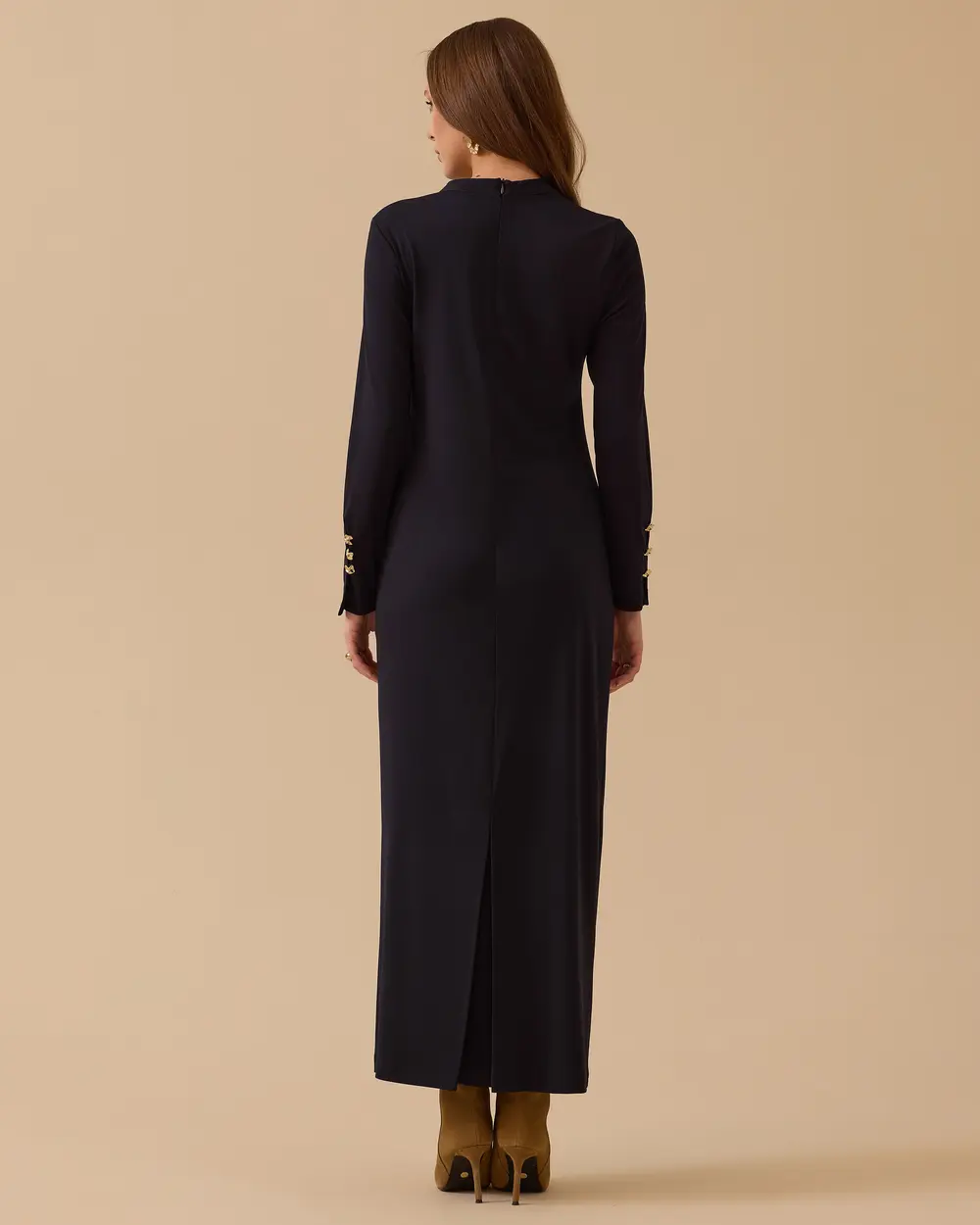 Metal Aksesuarlı Drapeli Krep Elbise