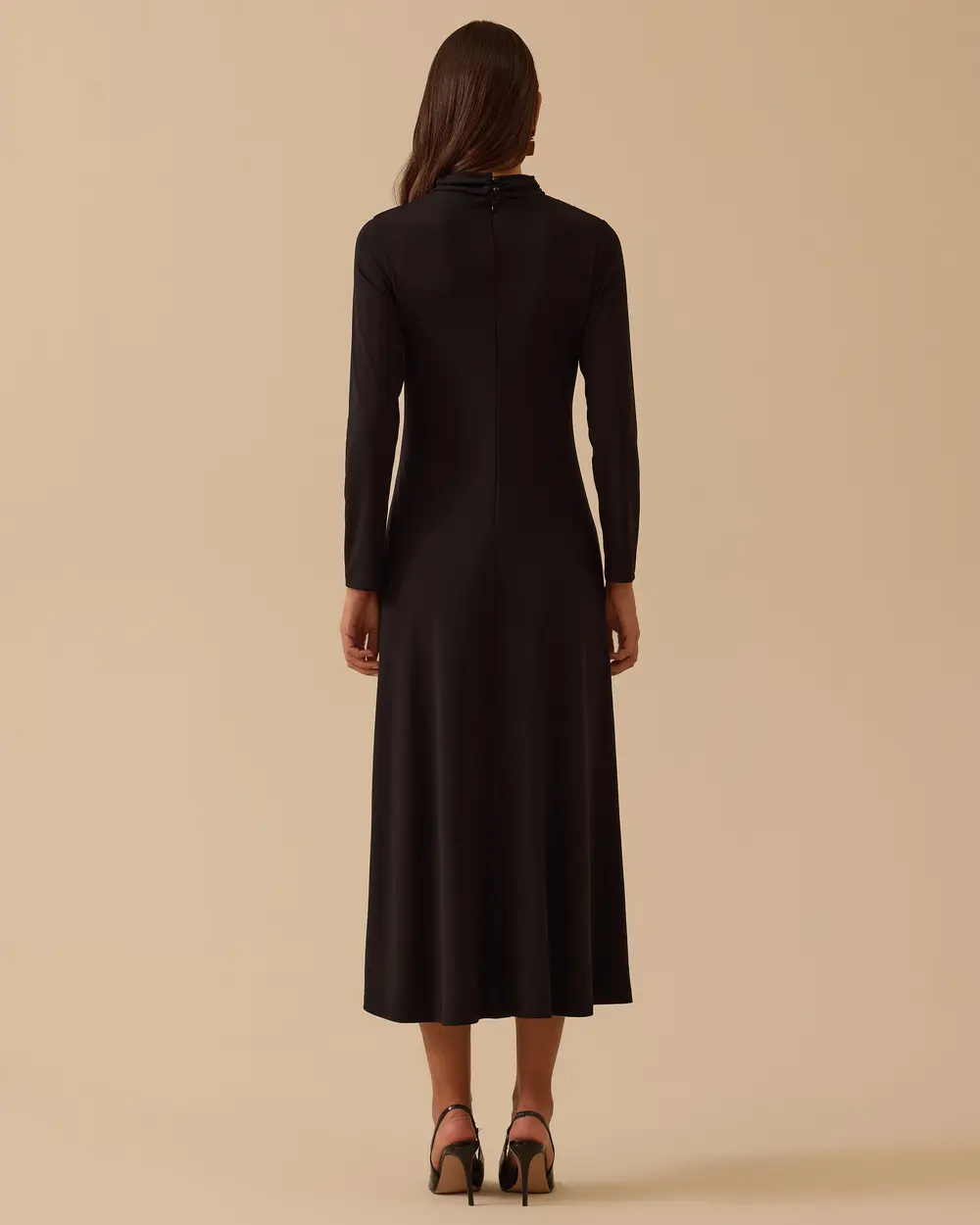 Metal Aksesuarlı Drapeli Elbise