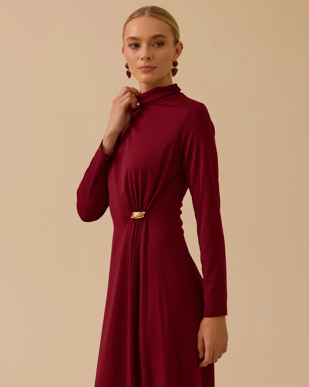 Metal Aksesuarlı Drapeli Elbise