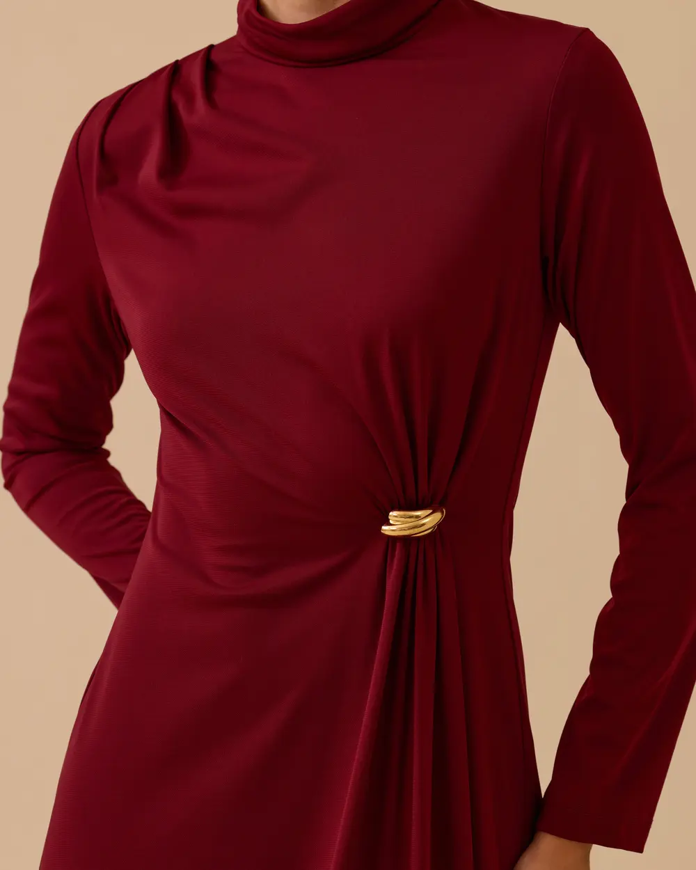 Metal Aksesuarlı Drapeli Elbise