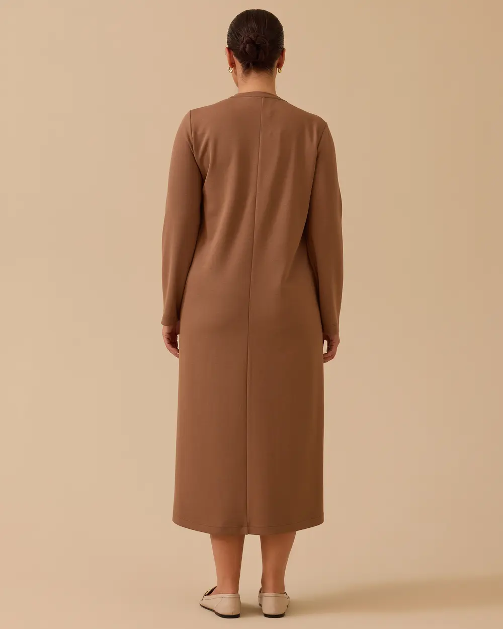 Büyük Beden Nakış Detaylı Uzun Kollu Elbise