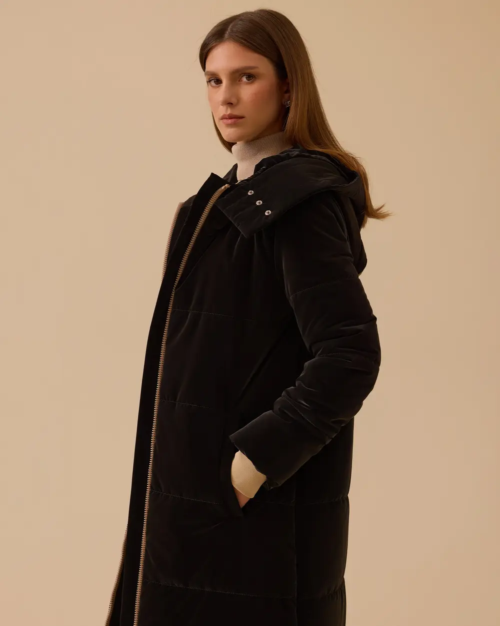 Kapüşonlu Şişme Anorak Kaban