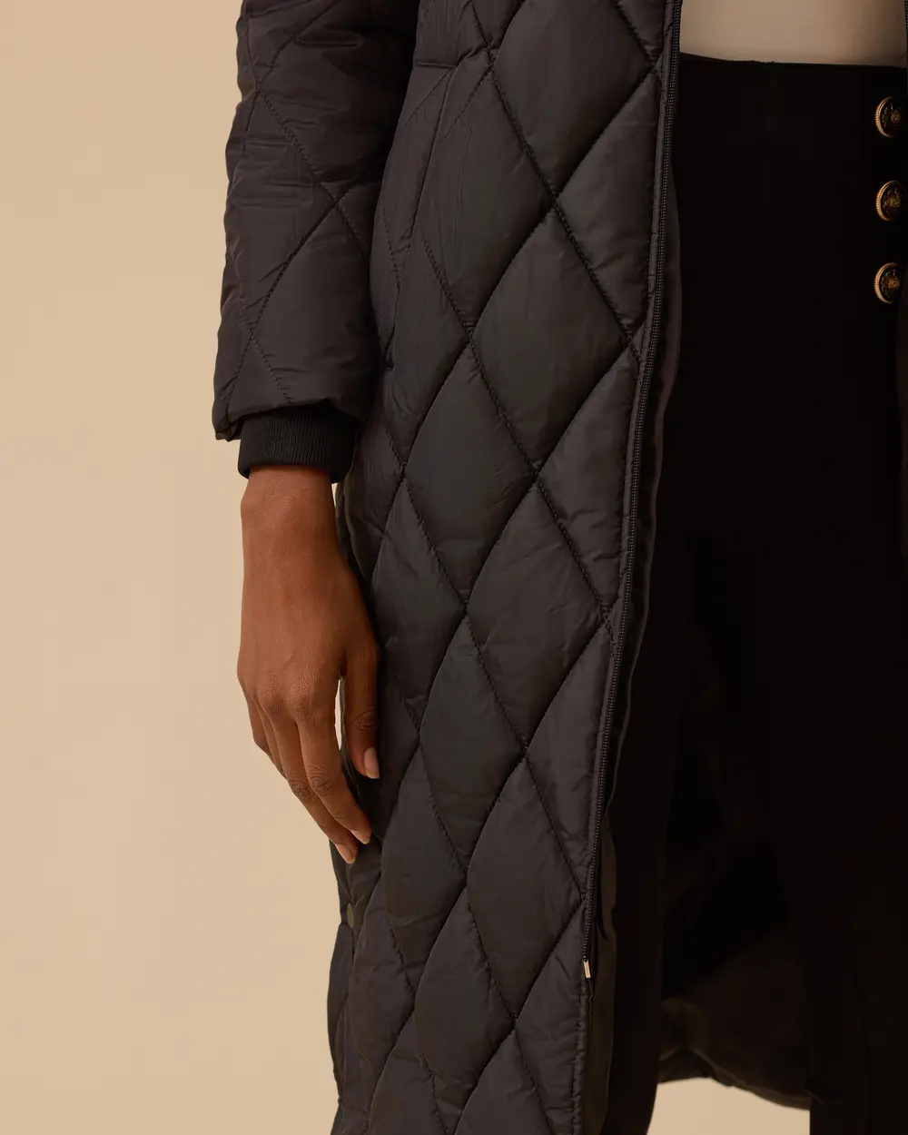 Kapüşonlu Uzun Kapitone Anorak Kaban