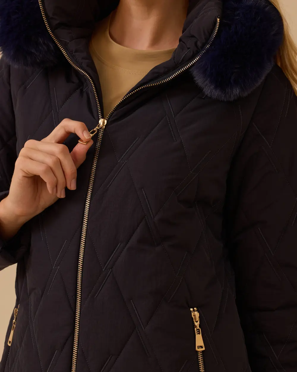 Fermuarlı Kapitone Uzun Anorak Kaban