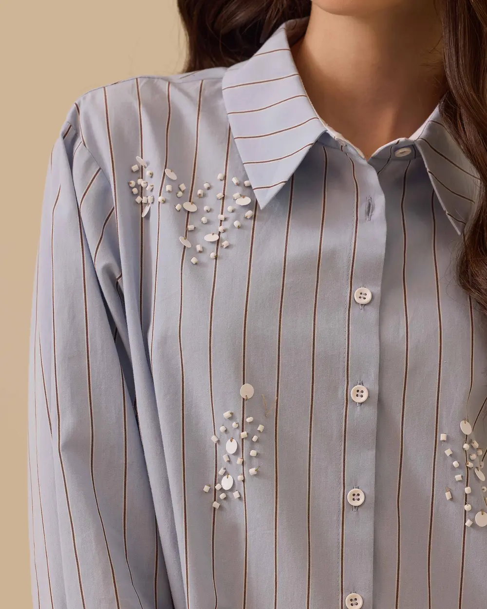 Çizgili Boncuk Detaylı Gömlek