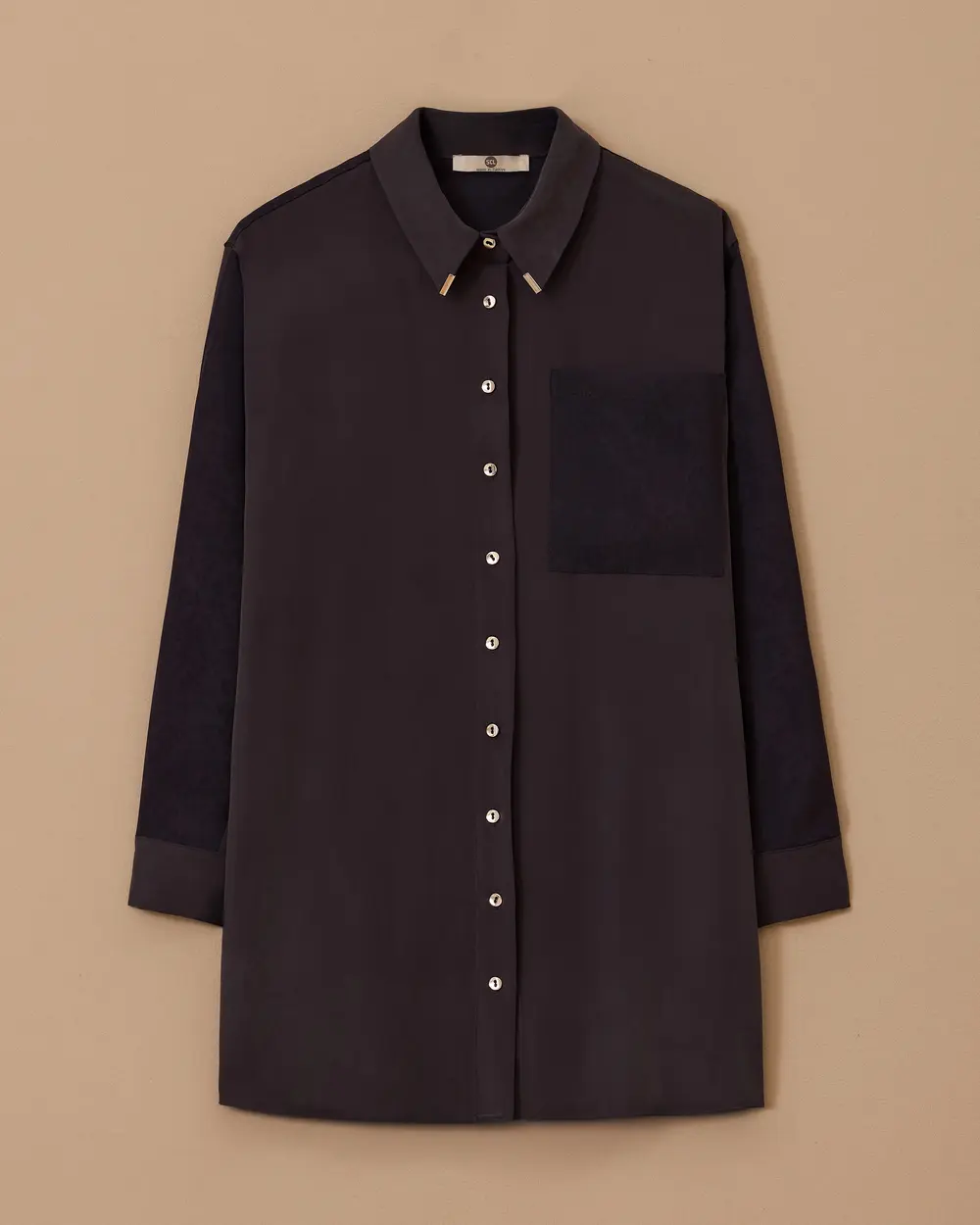 Süet Cep Detaylı Düğmeli Gömlek