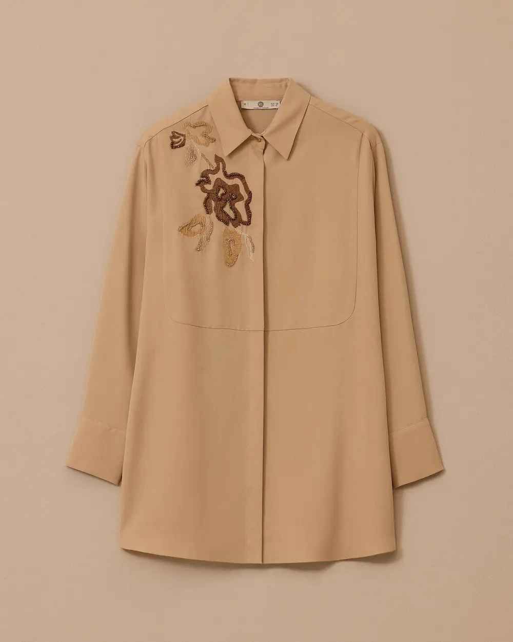 Nakışlı Boncuk Detaylı Gömlek
