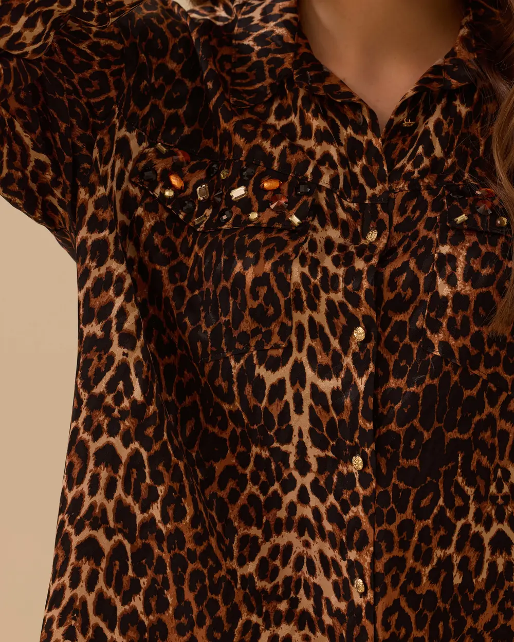 Taş Detaylı Saten Leopar Gömlek