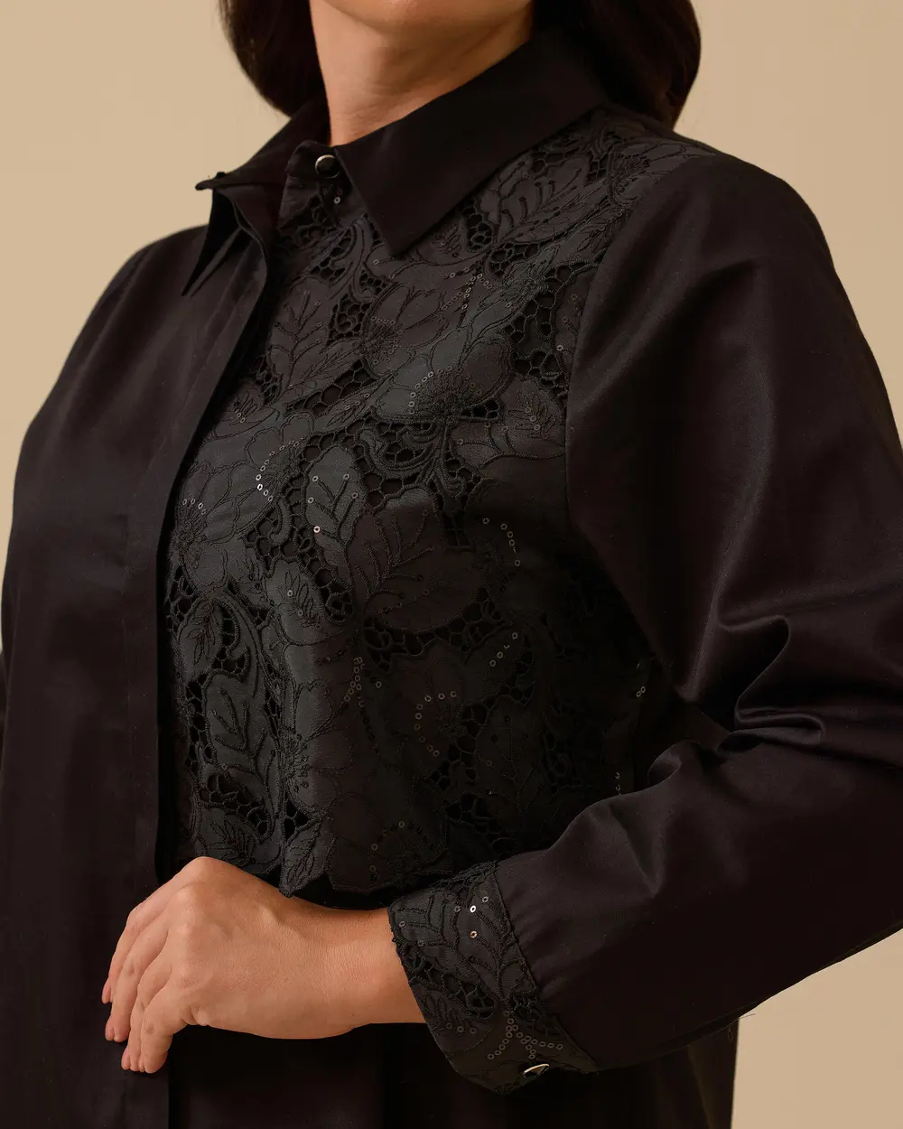 Büyük Beden Dantel Detaylı Gömlek