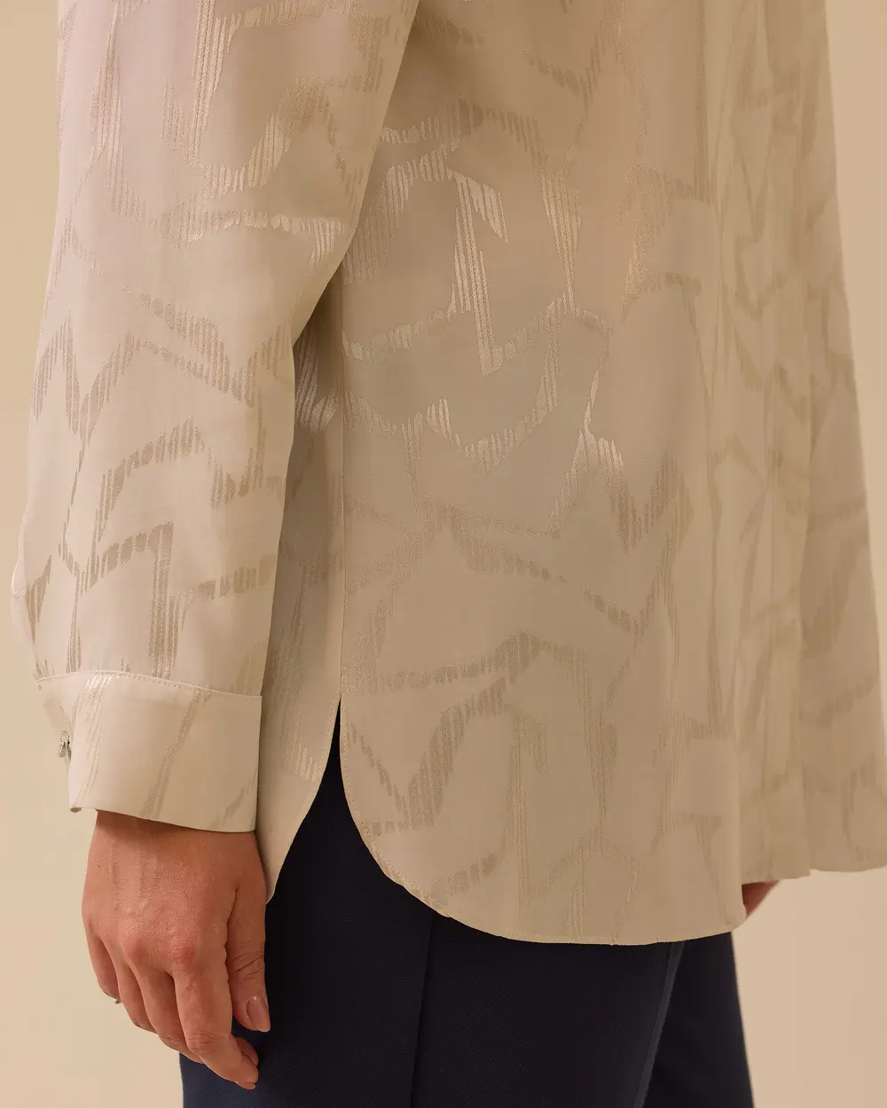 Oversized Jacquard Shirt with Scarf Collar Pattern