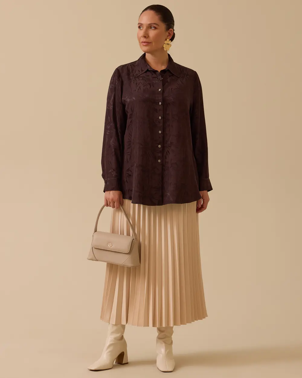 Büyük Beden Çiçek Desenli Jakar Gömlek