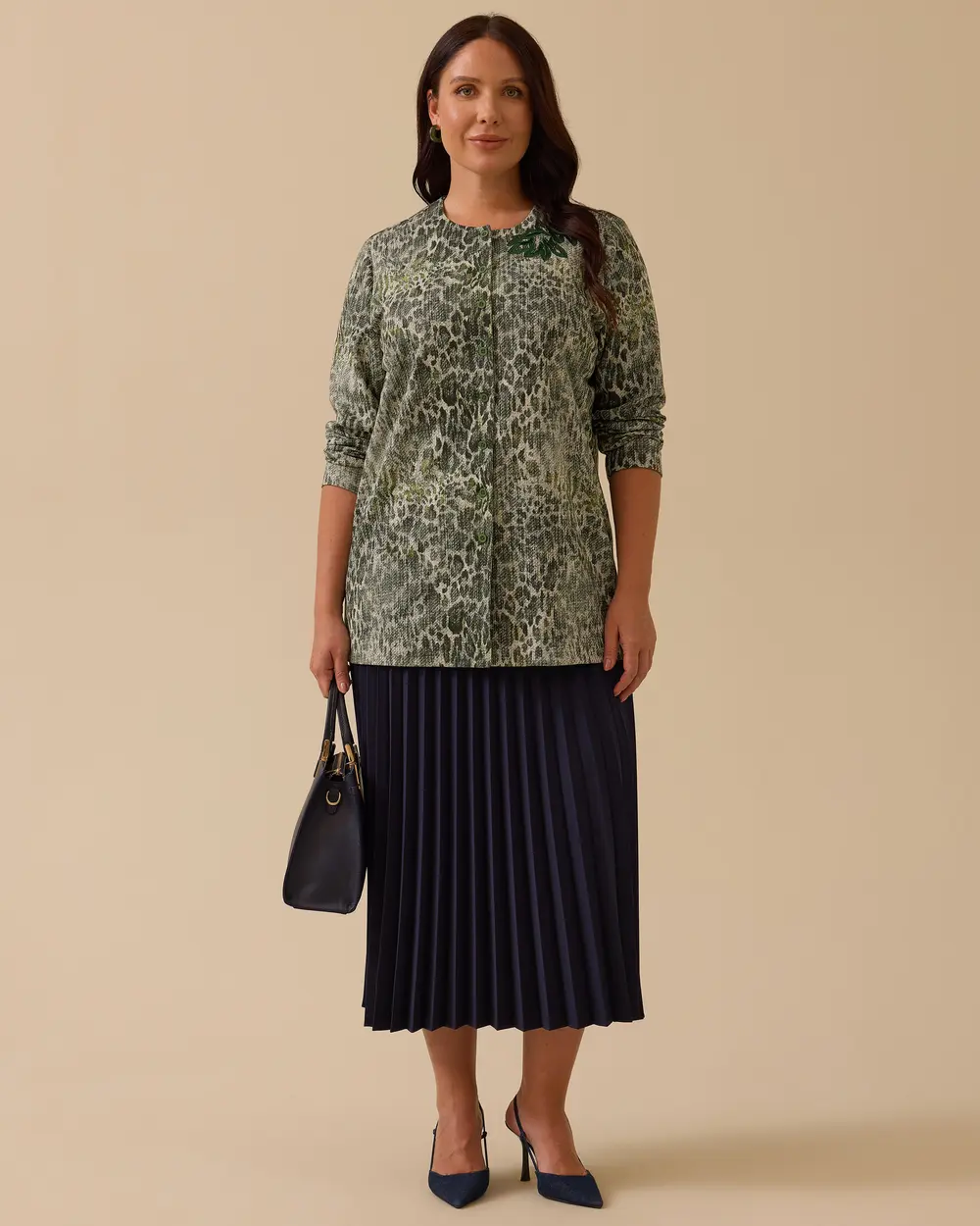 Büyük Beden Desenli Nakış Detaylı Gömlek