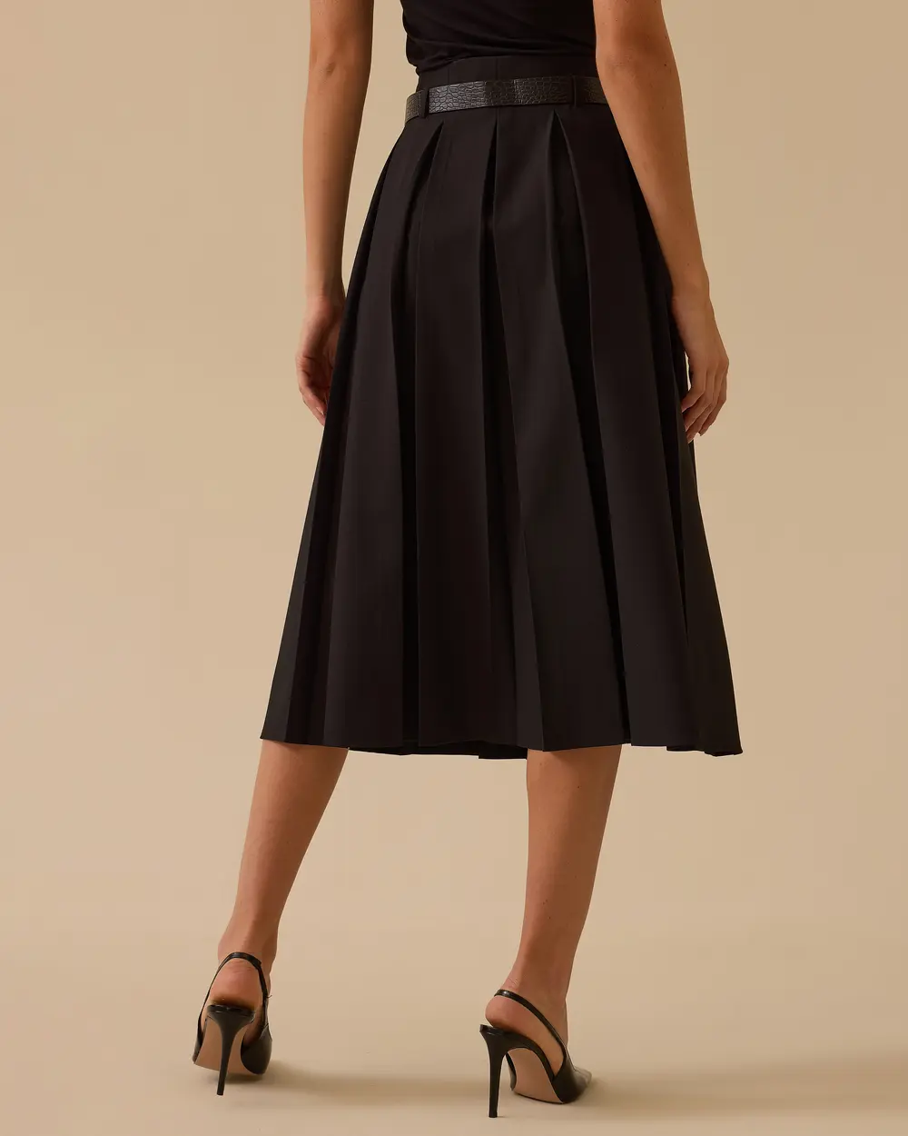 Kemerli Pile Detaylı Midi Etek