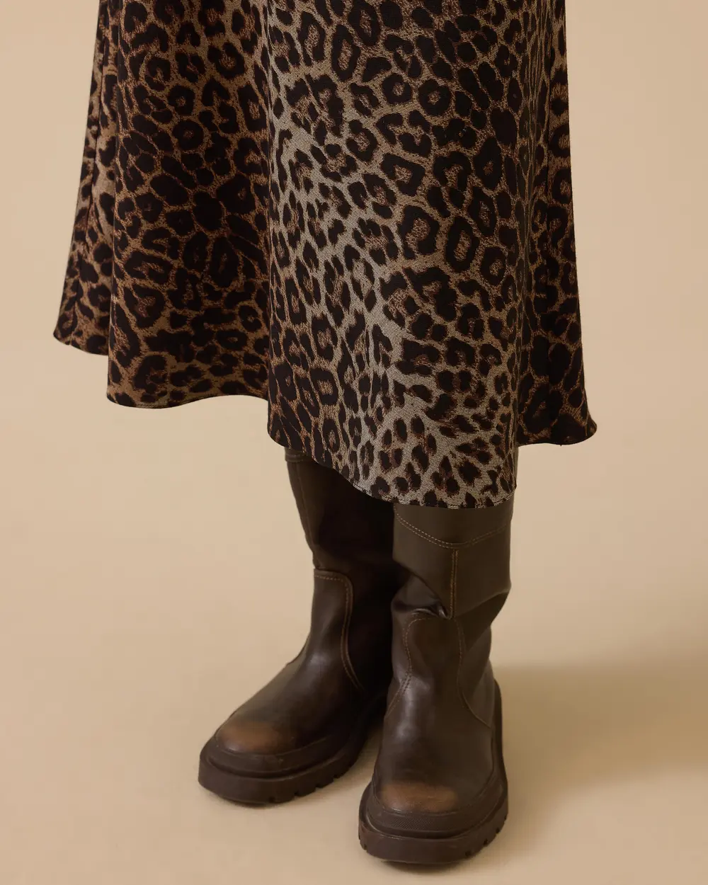 Leopar Desenli Düz Kesim Midi Etek