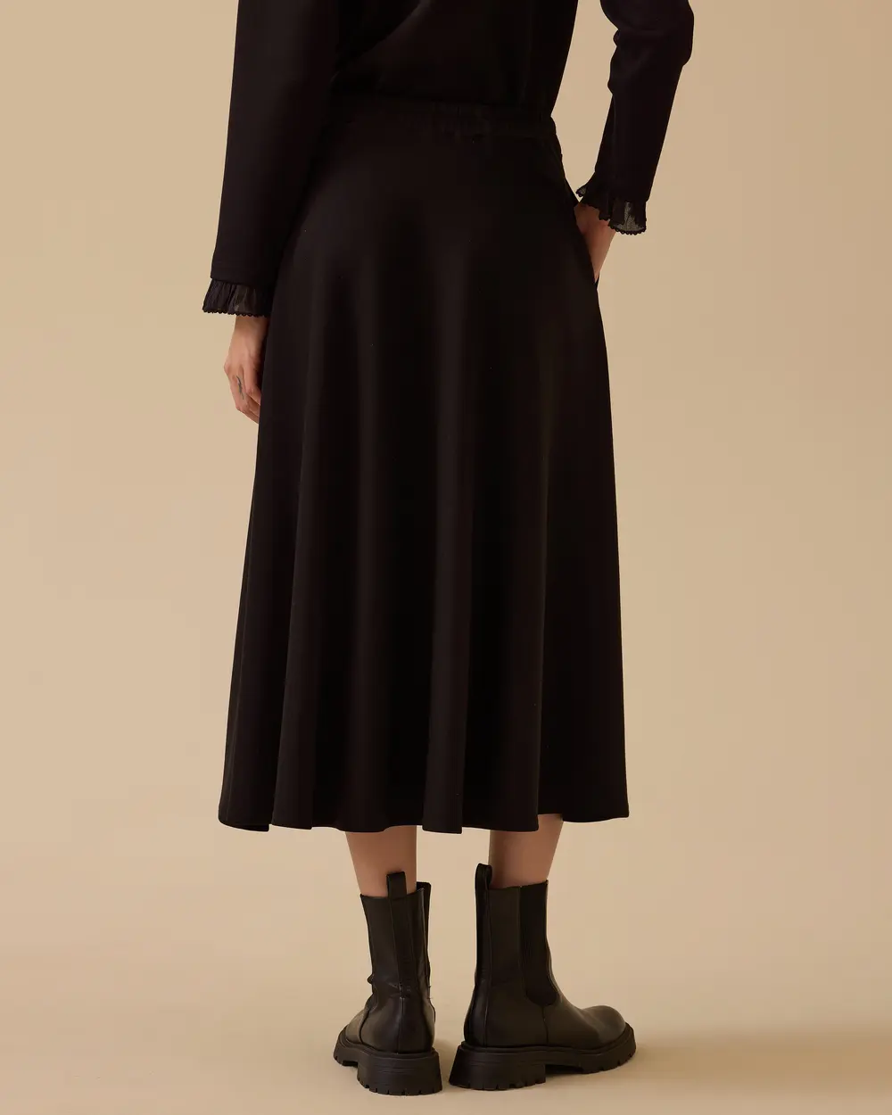 Elastik Bel Cepli Kloş Etek