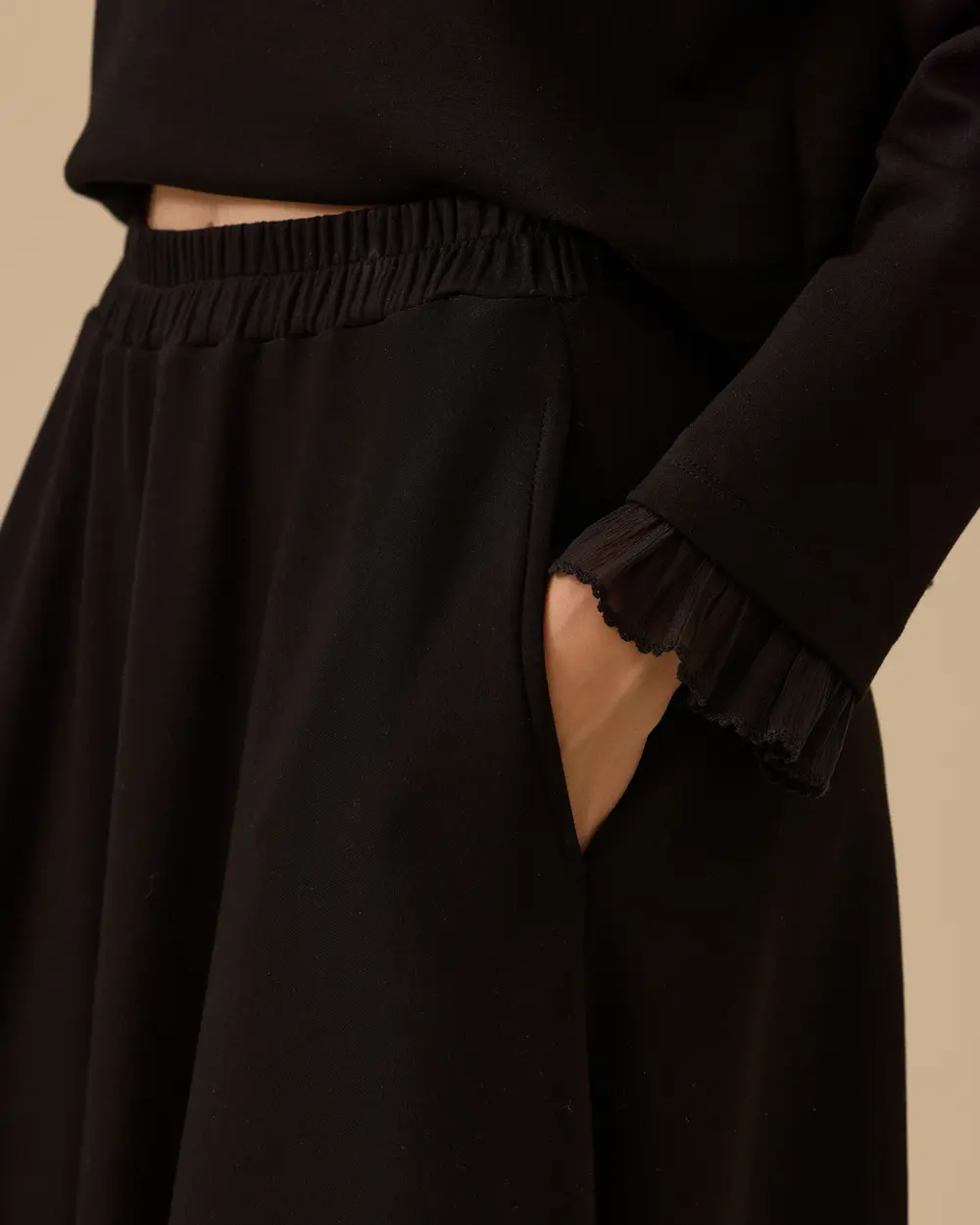 Elastik Bel Cepli Kloş Etek