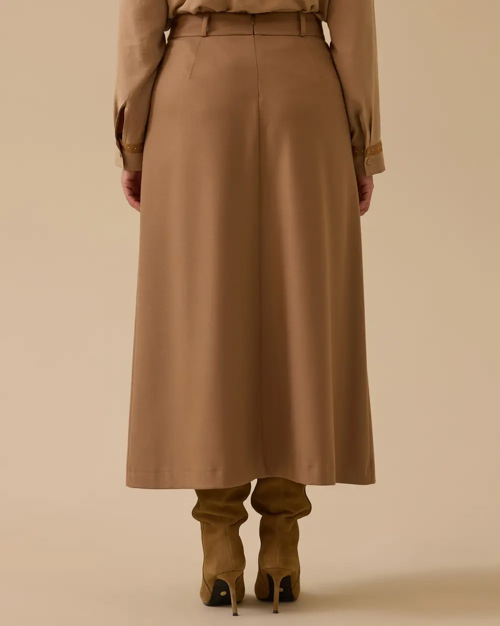 Plus Size Straight Skirt with Pockets