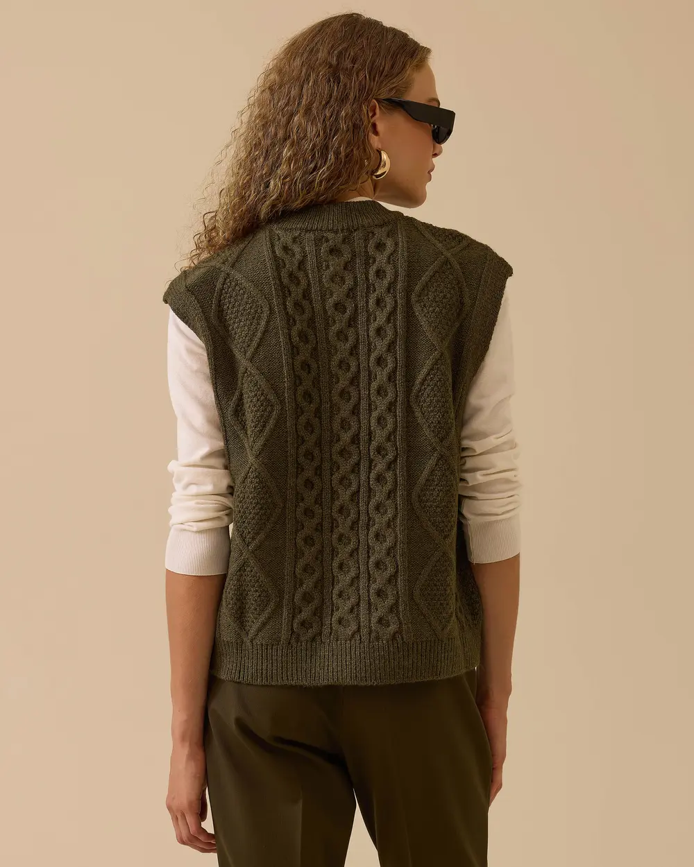 Düğmeli Örgü Desenli Triko Yelek