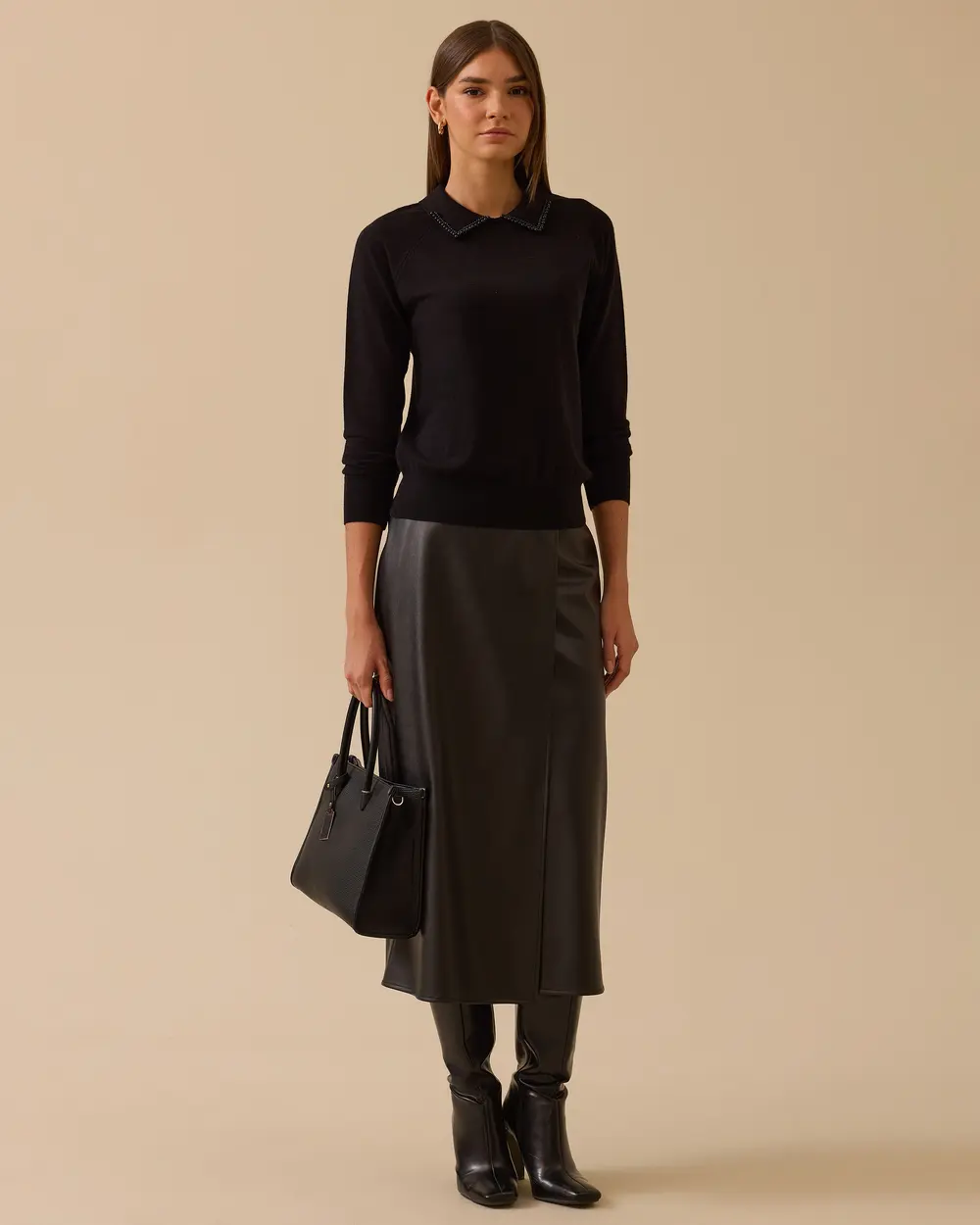 Bead Detailed Waist Length Sweater