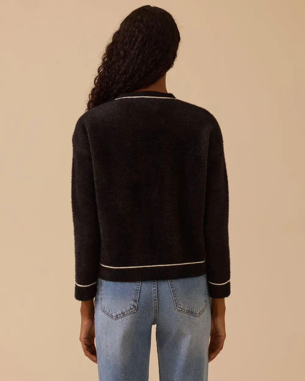 Düğmeli Biye Detaylı Triko Hırka