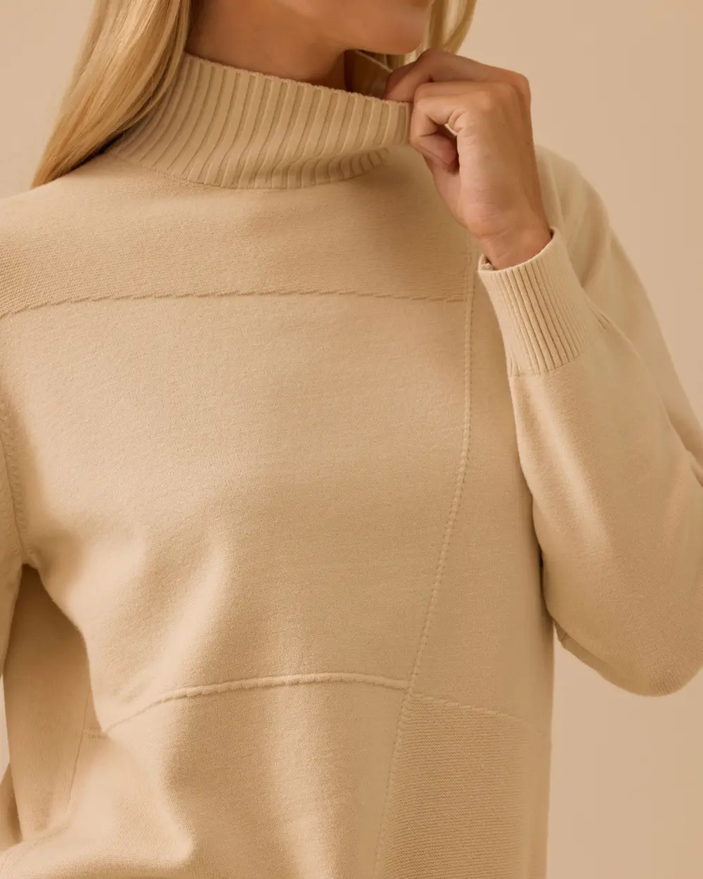 Uzun Kollu Örme Triko Kazak