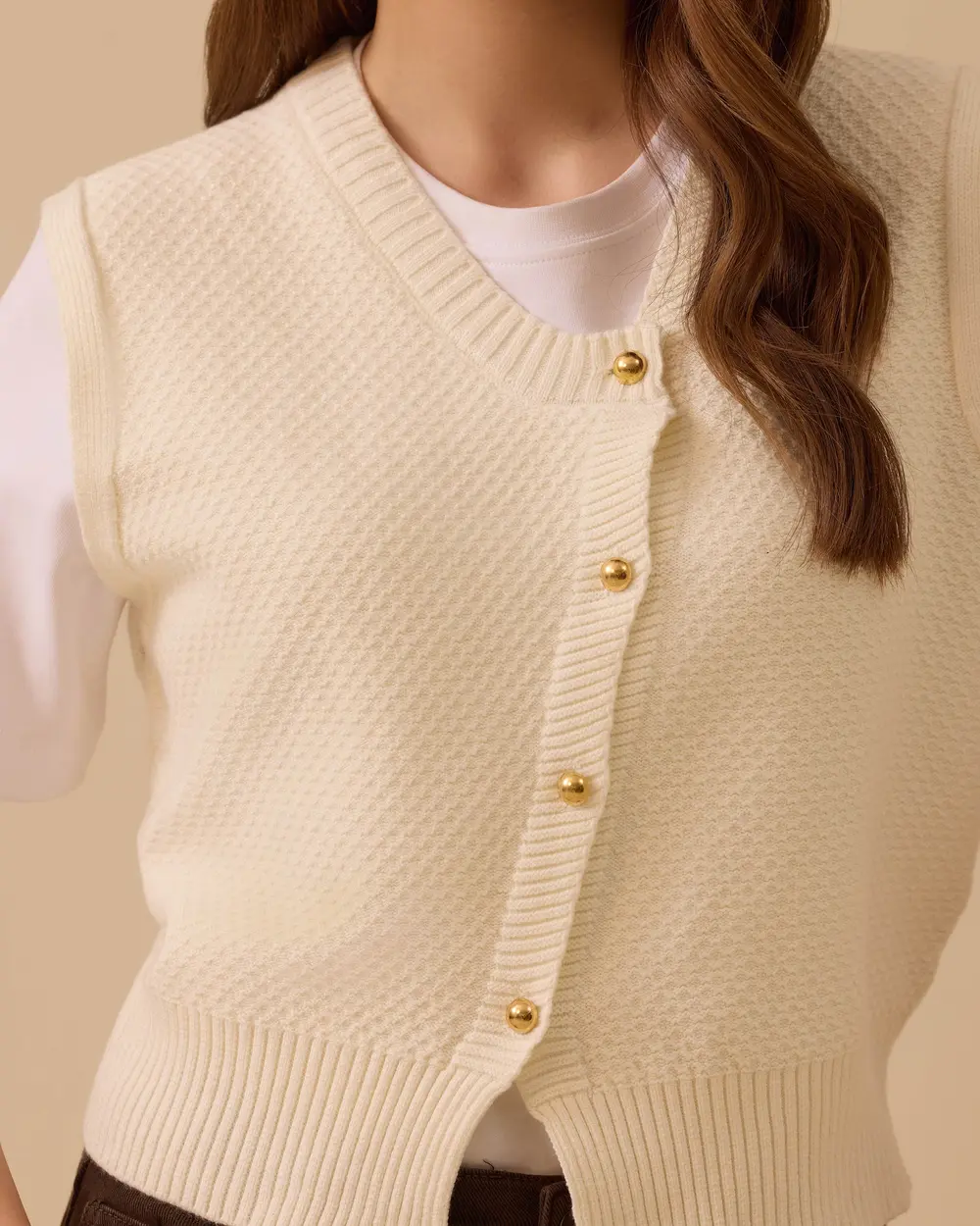 Asimetrik Düğmeli Kolsuz Triko