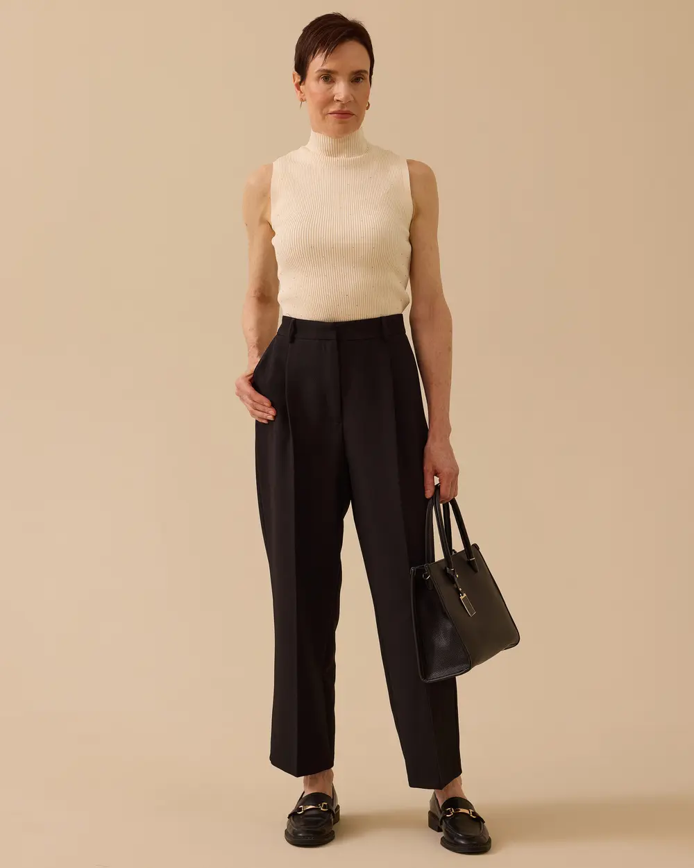 Taş Detaylı Triko Kolsuz Bluz