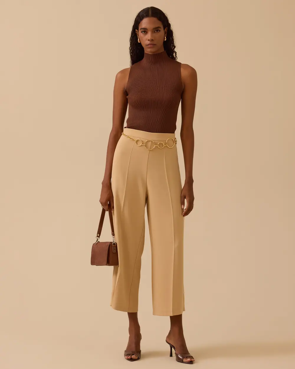 Taş Detaylı Triko Kolsuz Bluz