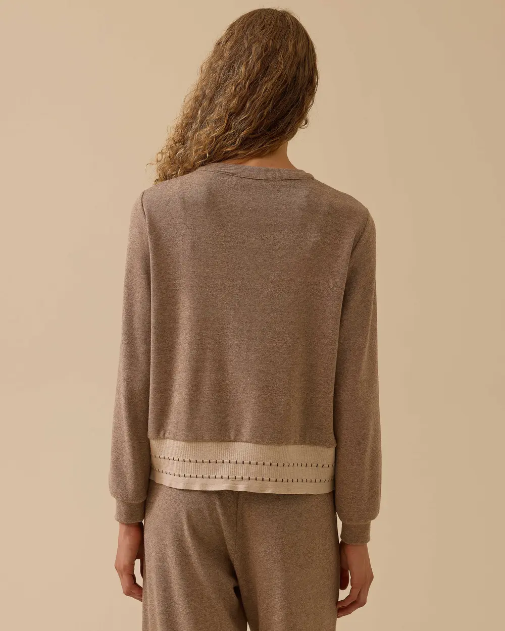 Boncuk Detaylı Çift Kumaşlı Triko Hırka