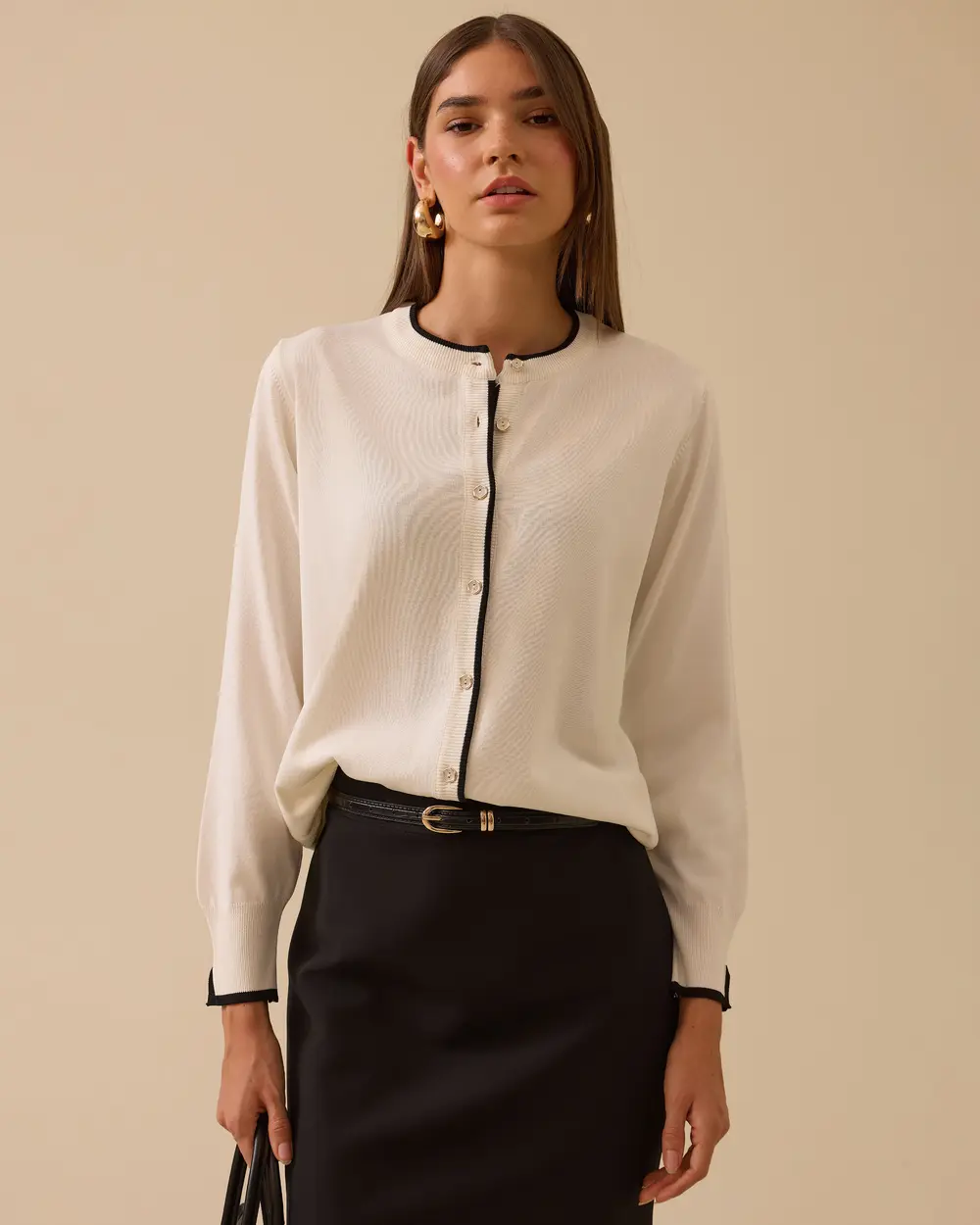 Biye Detaylı Düğmeli Triko Hırka