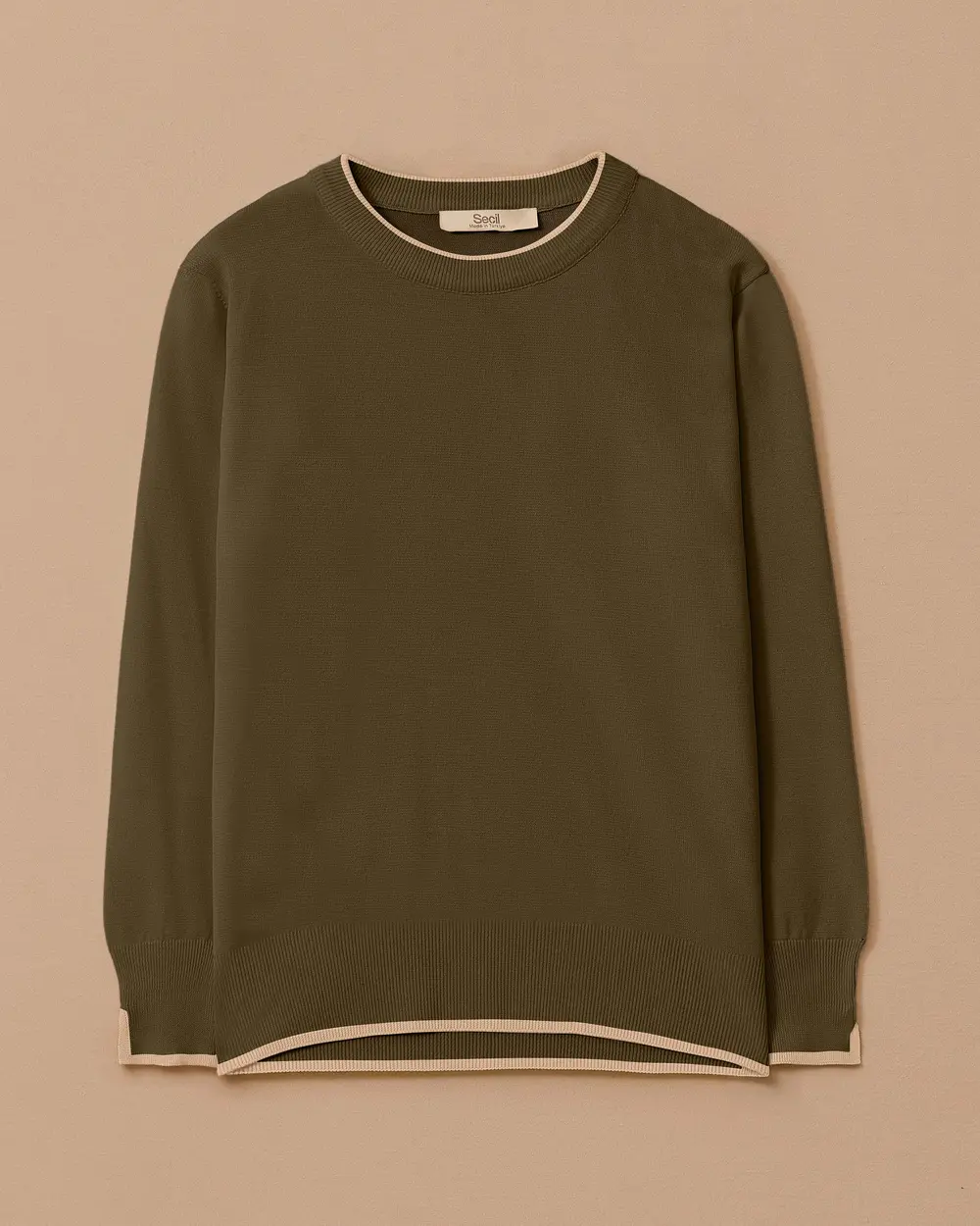 Biye Detaylı Lastikli Triko Bluz