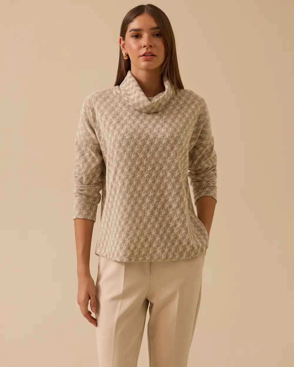 Kazayağı Desenli Degaje Yaka Triko Bluz