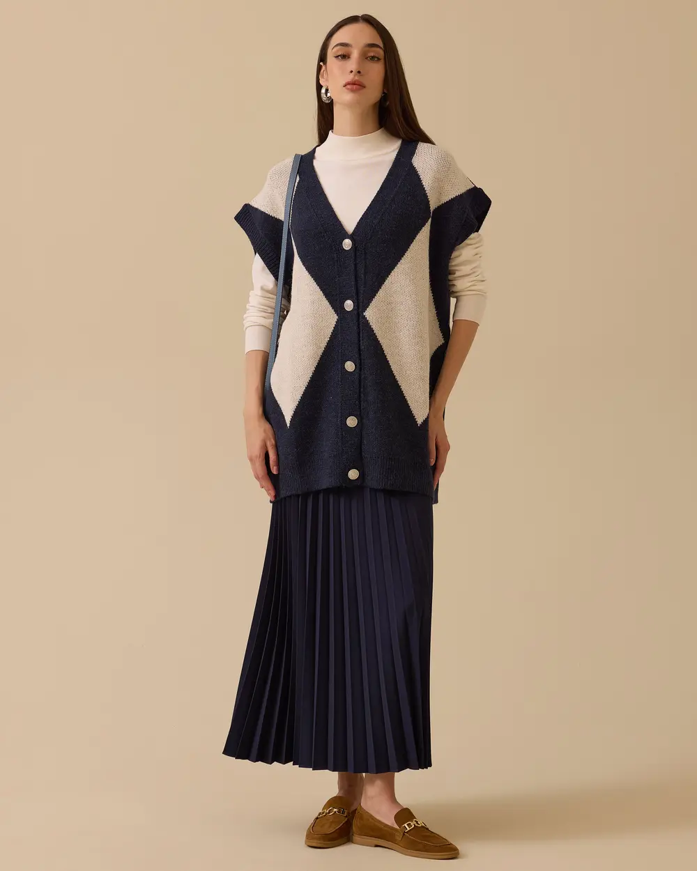 Blok Geçişli Düğmeli Triko Hırka