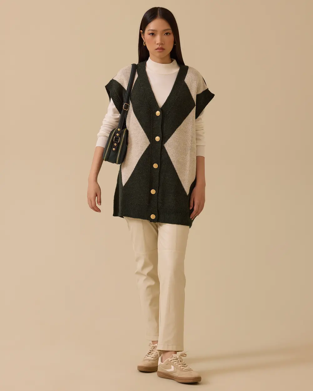 Blok Geçişli Düğmeli Triko Hırka