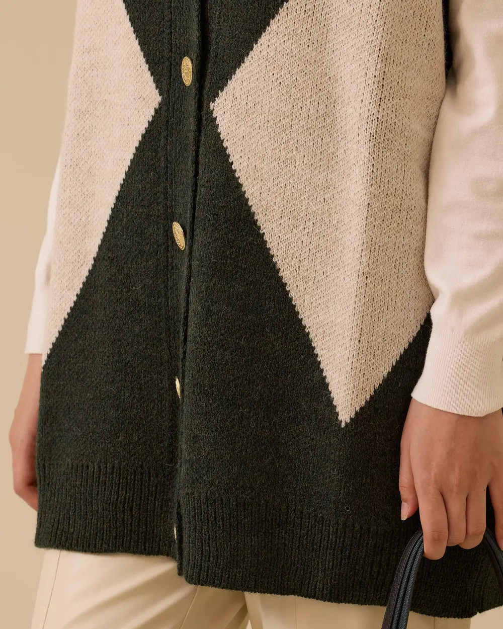 Blok Geçişli Düğmeli Triko Hırka