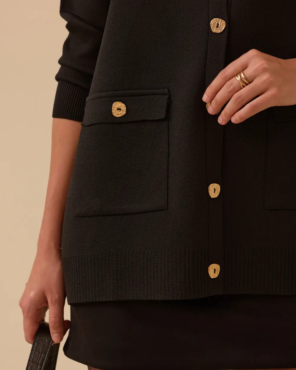 Cep Detaylı Düğmeli Triko Hırka