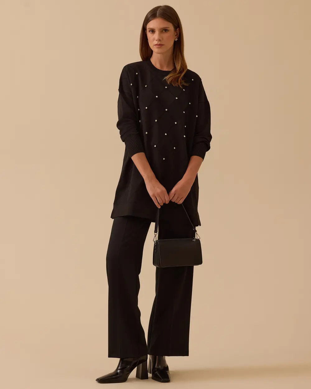 Taş Detaylı Uzun Triko Tunik