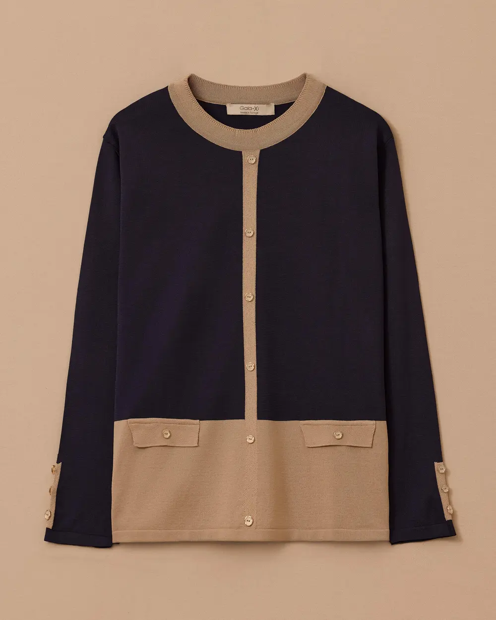 Büyük Beden Düğme Detaylı Triko Bluz