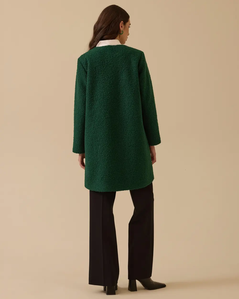 Cepli Düğmeli Peluş Kaban