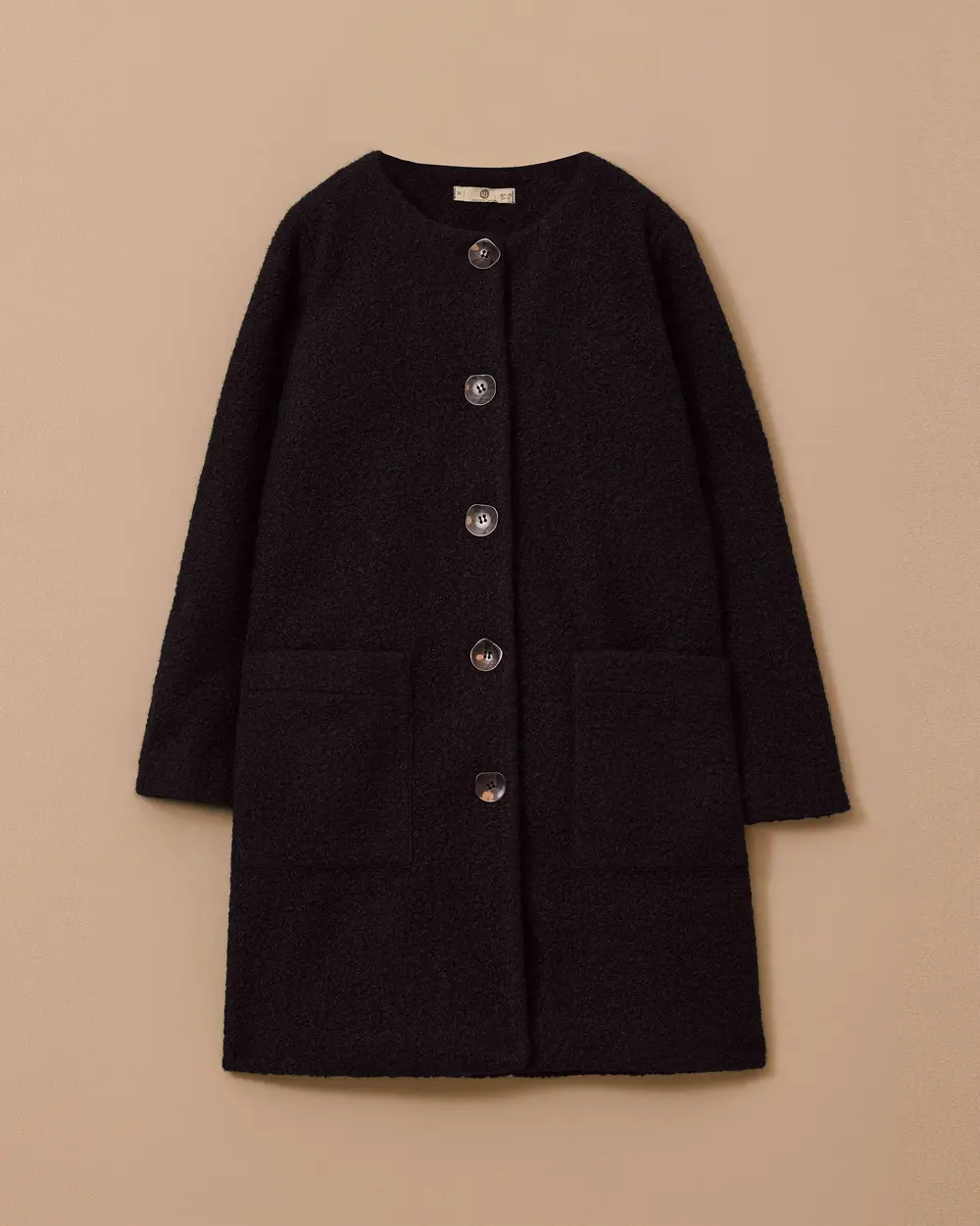 Cepli Düğmeli Peluş Kaban