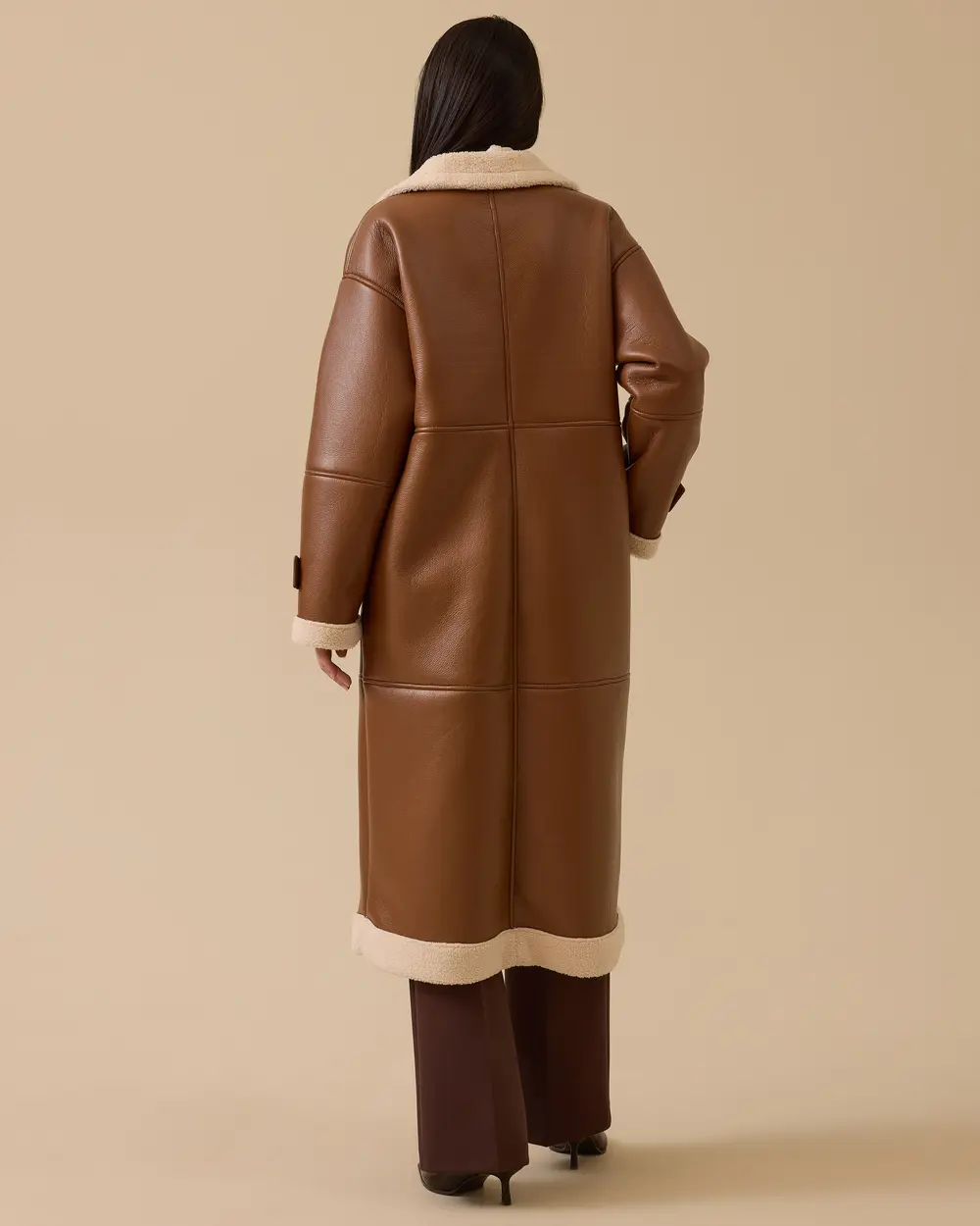 Peluş Astarlı Suni Deri Cepli Kaban