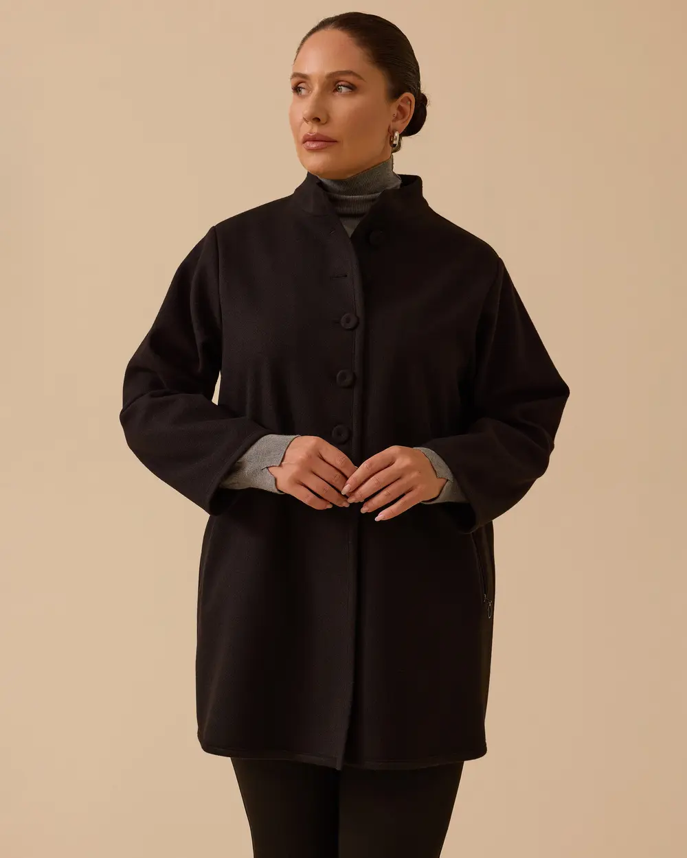 Büyük Beden Hakim Yaka Düğmeli Kaban