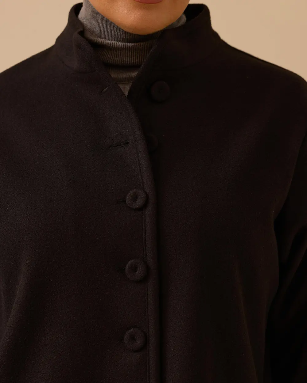 Büyük Beden Hakim Yaka Düğmeli Kaban