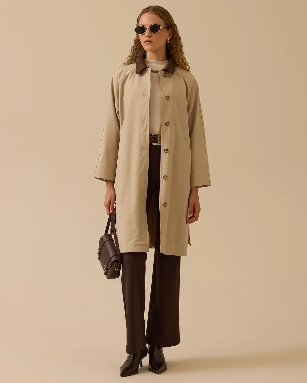 Kadife Yaka Kemerli Trençkot