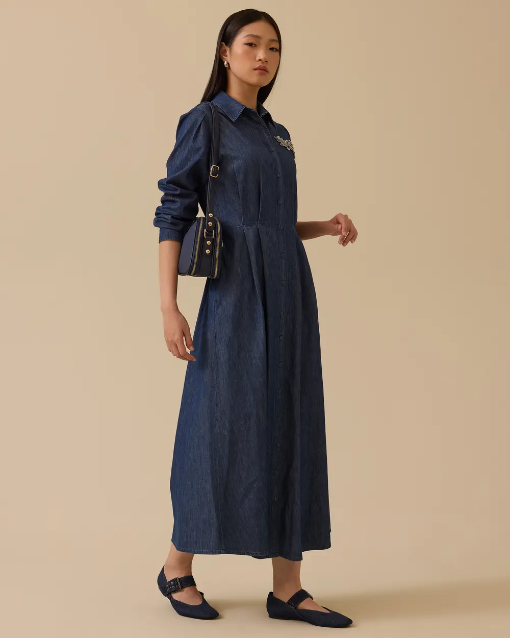 Taş Detaylı Gömlek Yaka Jean Elbise